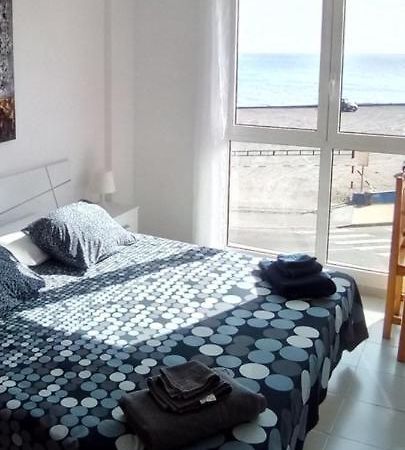 Un Dormitorio Frente Playa El Medano Eksteriør billede